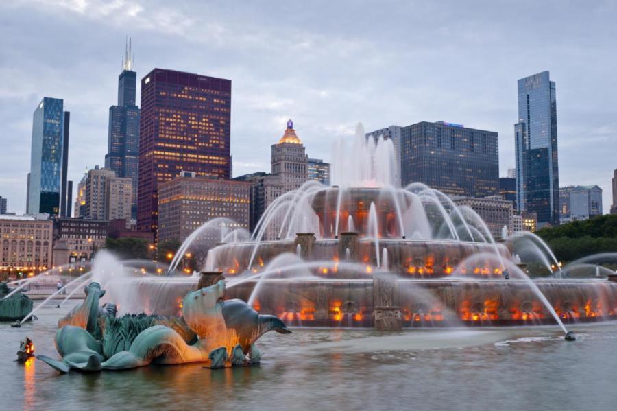 Bright 2Br Luxury Corner Suite With Optional Parking Sleeps 6 Guests Near Mccormick Place And Soldier Field Σικάγο Εξωτερικό φωτογραφία