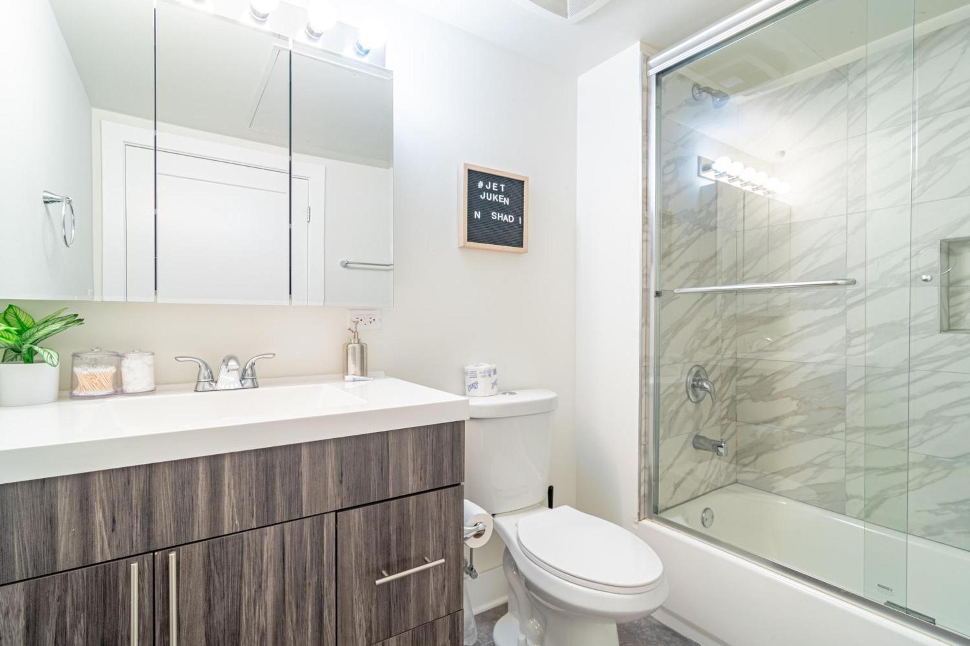 Bright 2Br Luxury Corner Suite With Optional Parking Sleeps 6 Guests Near Mccormick Place And Soldier Field Σικάγο Εξωτερικό φωτογραφία