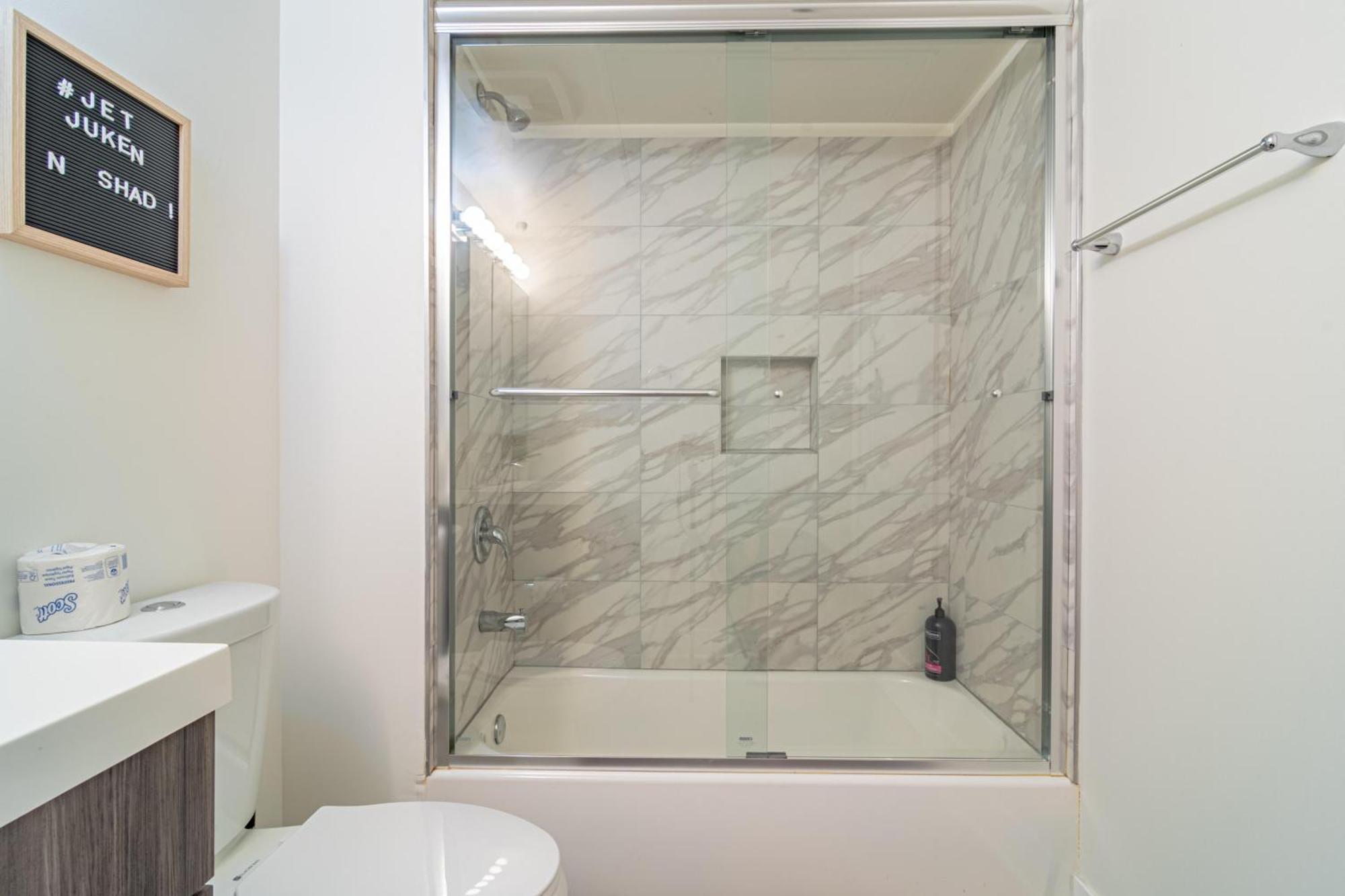 Bright 2Br Luxury Corner Suite With Optional Parking Sleeps 6 Guests Near Mccormick Place And Soldier Field Σικάγο Εξωτερικό φωτογραφία