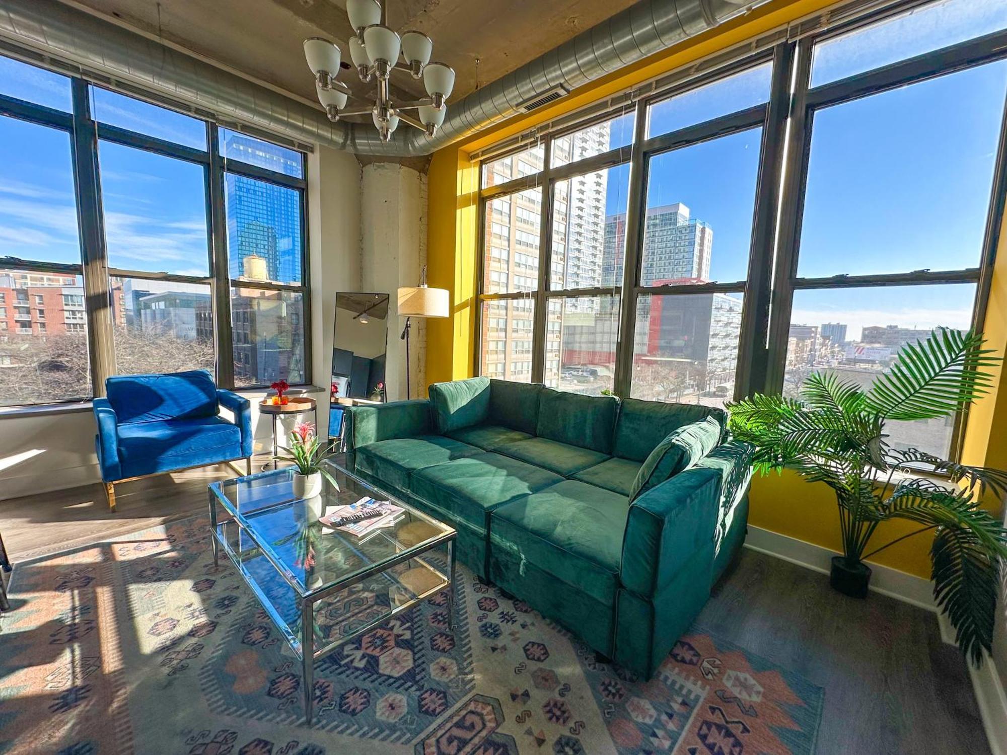 Bright 2Br Luxury Corner Suite With Optional Parking Sleeps 6 Guests Near Mccormick Place And Soldier Field Σικάγο Εξωτερικό φωτογραφία